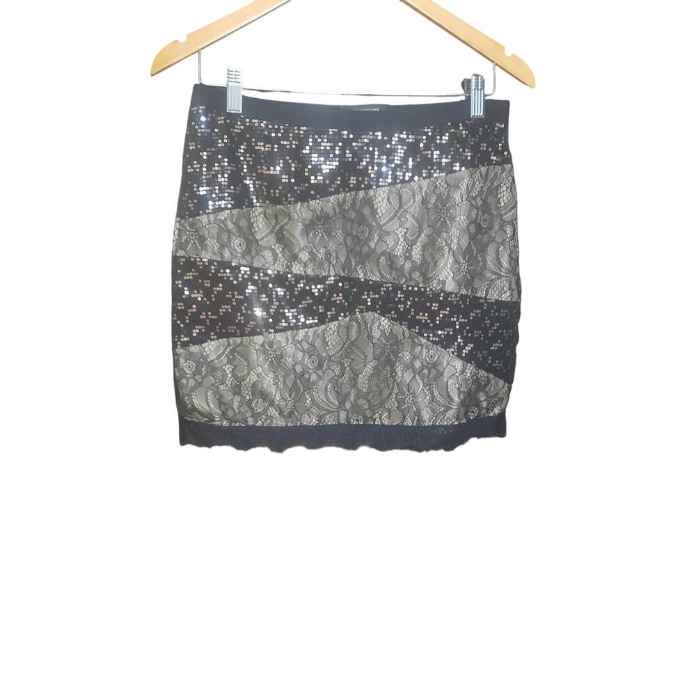Miss Me Couture Lace and Sequin Mini Skirt Lined Side Zip Size Large